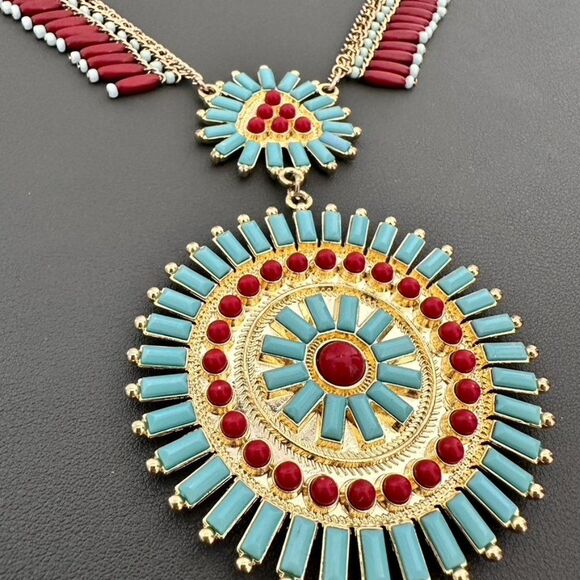 Chaps Boho Fringe Medallion Statement Faux Turquoise & Coral Necklace - Picture 3 of 6